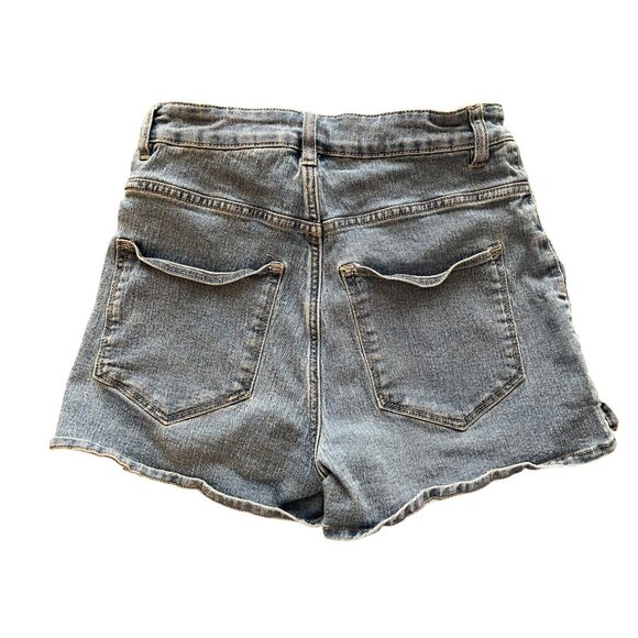 H&M size 4 (25x2.5) DENIM SHORTS high RISE STReTCH mid wash split hem - Picture 6 of 6